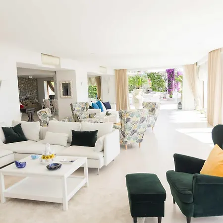 La Canostra Capri - Luxury Ad *