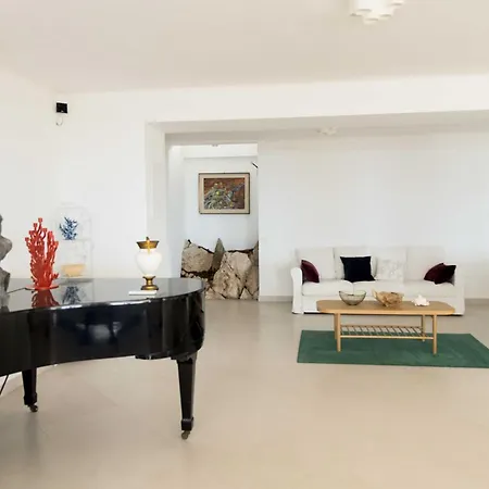 La Canostra Capri - Luxury Ad *