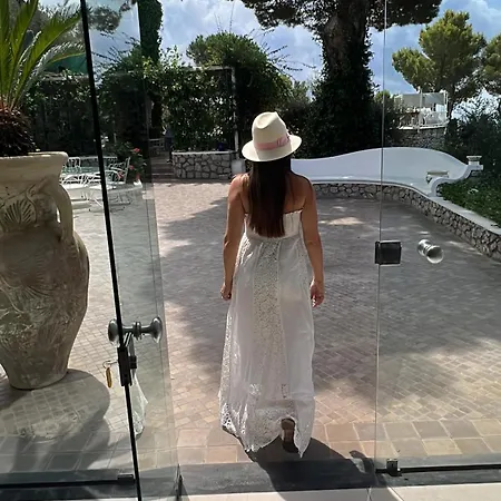 Guest house La Canostra Capri - Luxury Ad