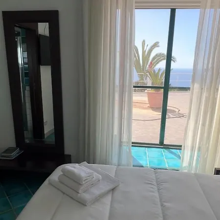 La Canostra Capri - Luxury Ad